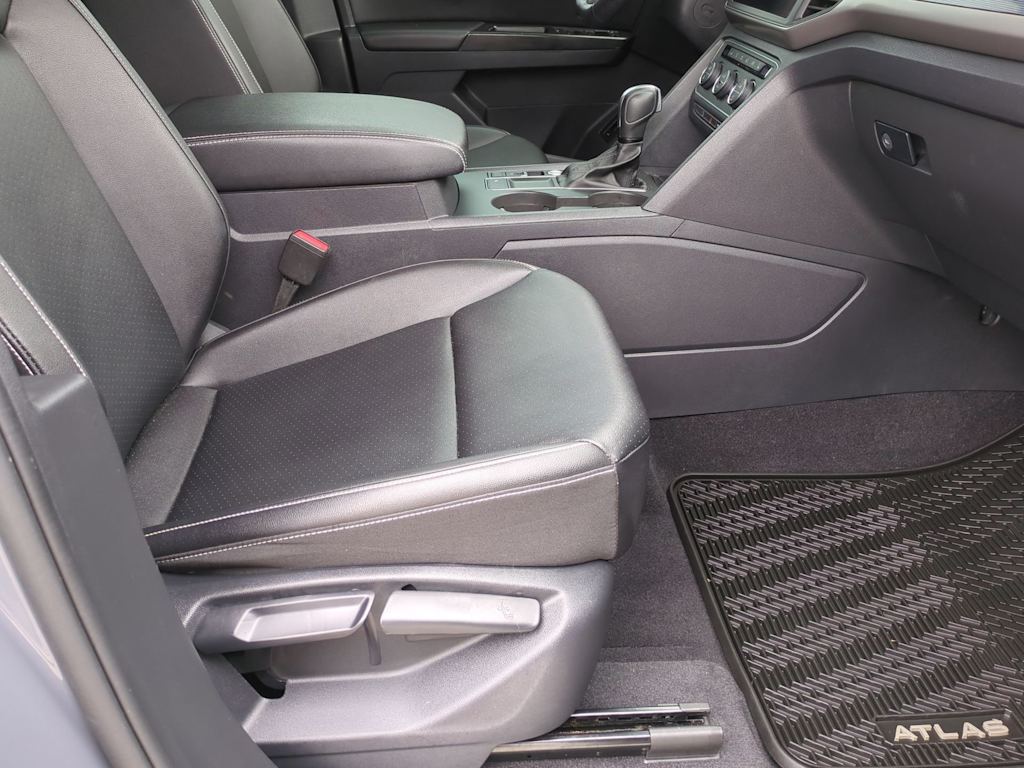 2020 Volkswagen Atlas SE 32