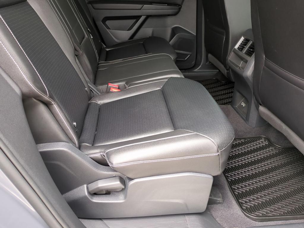 2020 Volkswagen Atlas SE 31