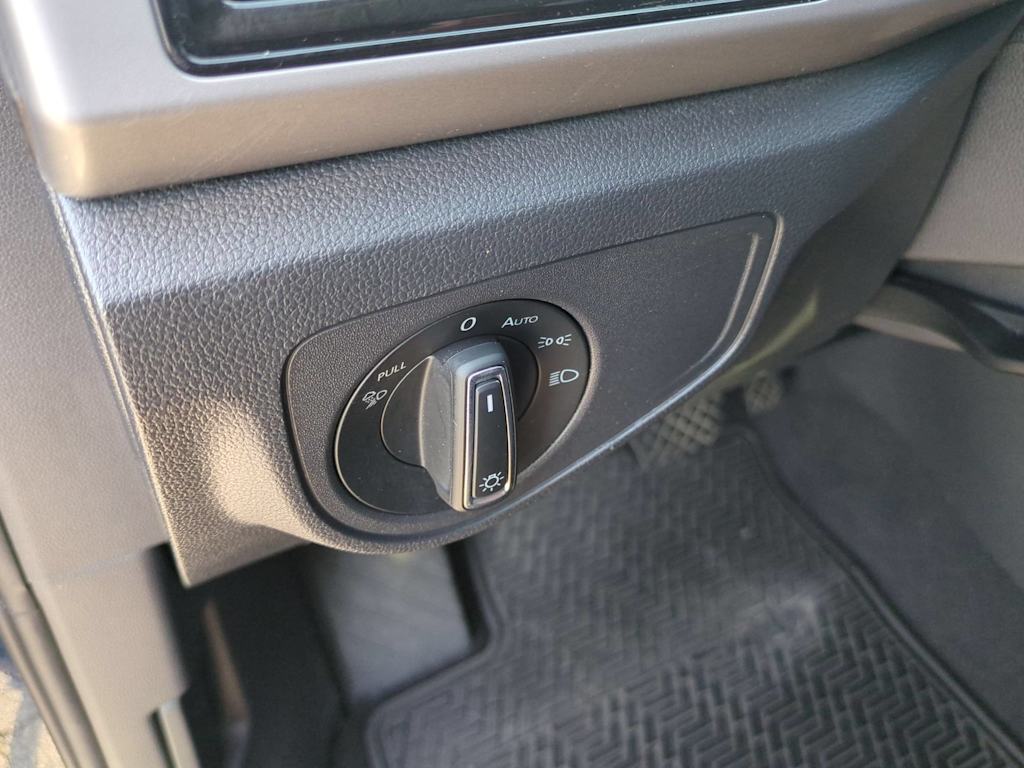 Thumbnail: 2021 Volkswagen Atlas - 35