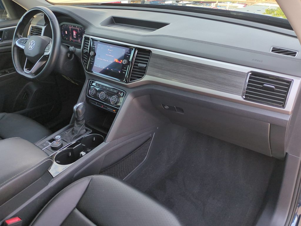 Thumbnail: 2021 Volkswagen Atlas - 13