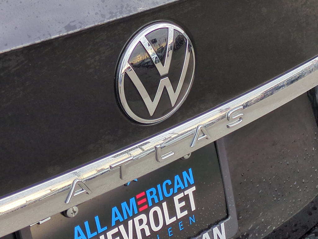 Thumbnail: 2023 Volkswagen Atlas - 33