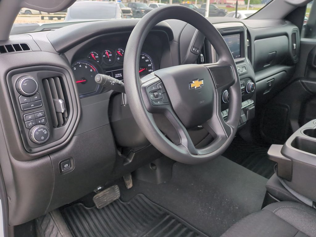 Thumbnail: 2024 Chevrolet Silverado 2500 - 2