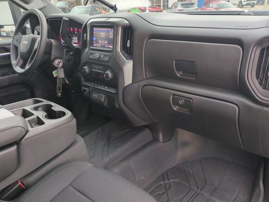 Thumbnail: 2023 Chevrolet Silverado 2500 - 13