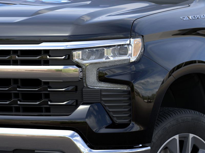 2025 Chevrolet Silverado 1500 LT 18