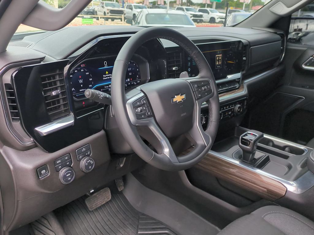 Thumbnail: 2024 Chevrolet Silverado 1500 - 2