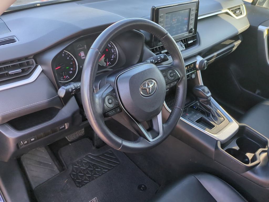 2020 Toyota RAV4 XLE Premium 2