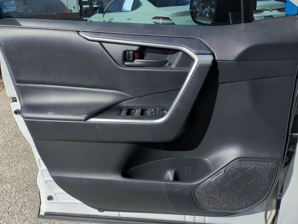 Thumbnail: 2024 Toyota RAV4 - 29