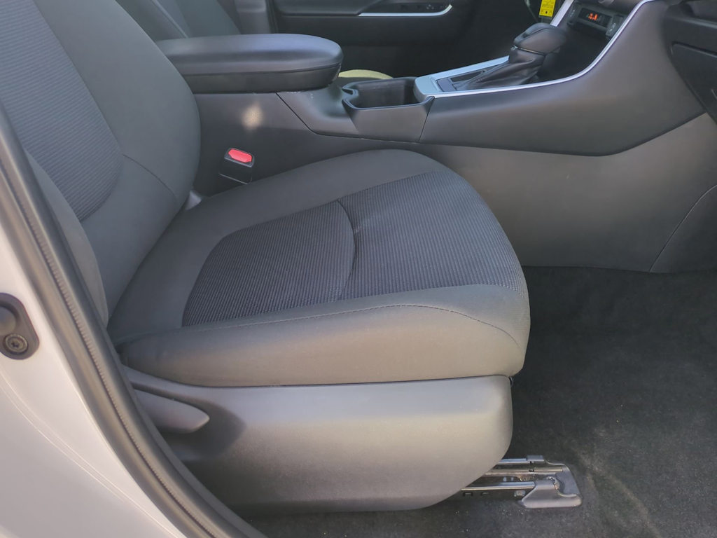 Thumbnail: 2024 Toyota RAV4 - 11