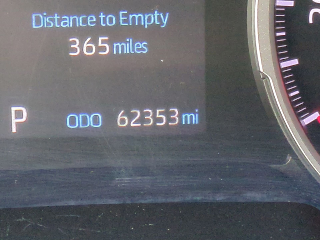 Thumbnail: 2022 Toyota RAV4 - 24