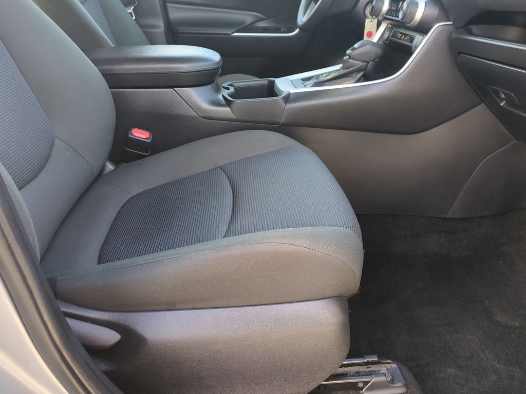 Thumbnail: 2022 Toyota RAV4 - 12