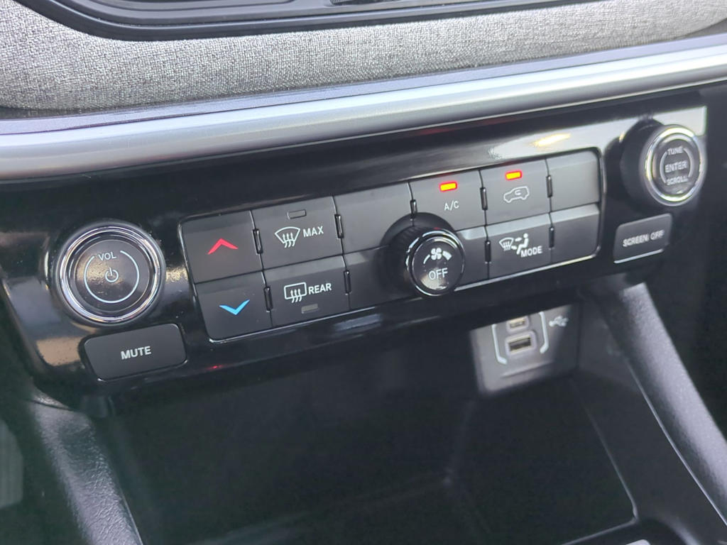 Thumbnail: 2025 Jeep Compass - 27