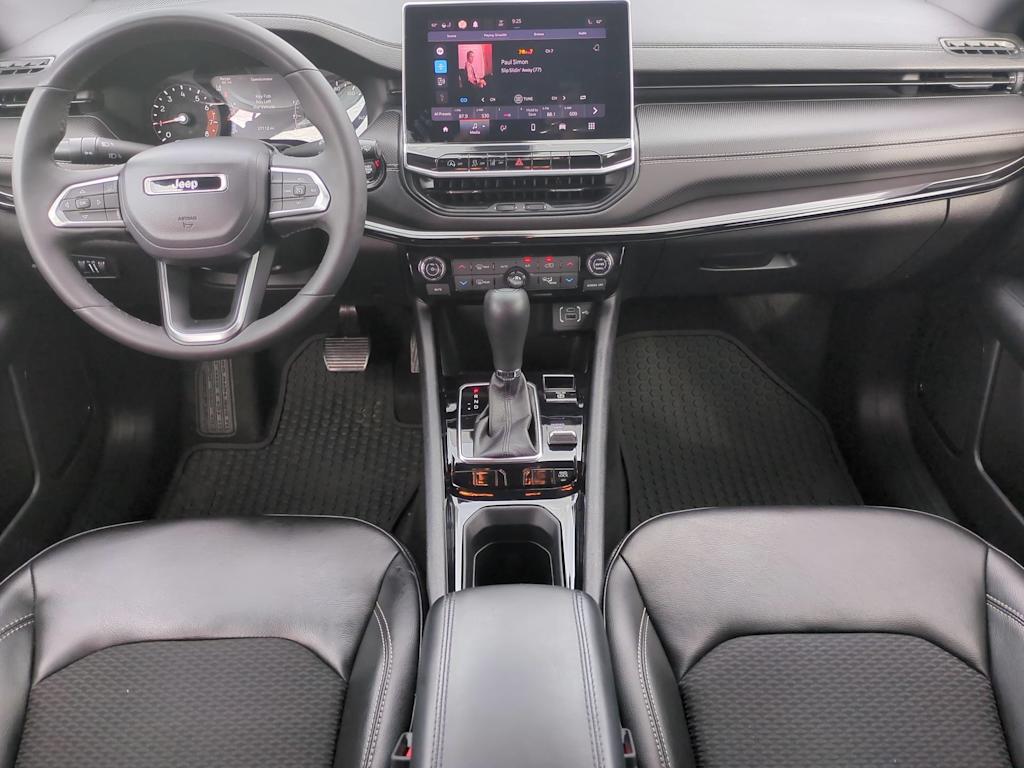 Thumbnail: 2023 Jeep Compass - 10