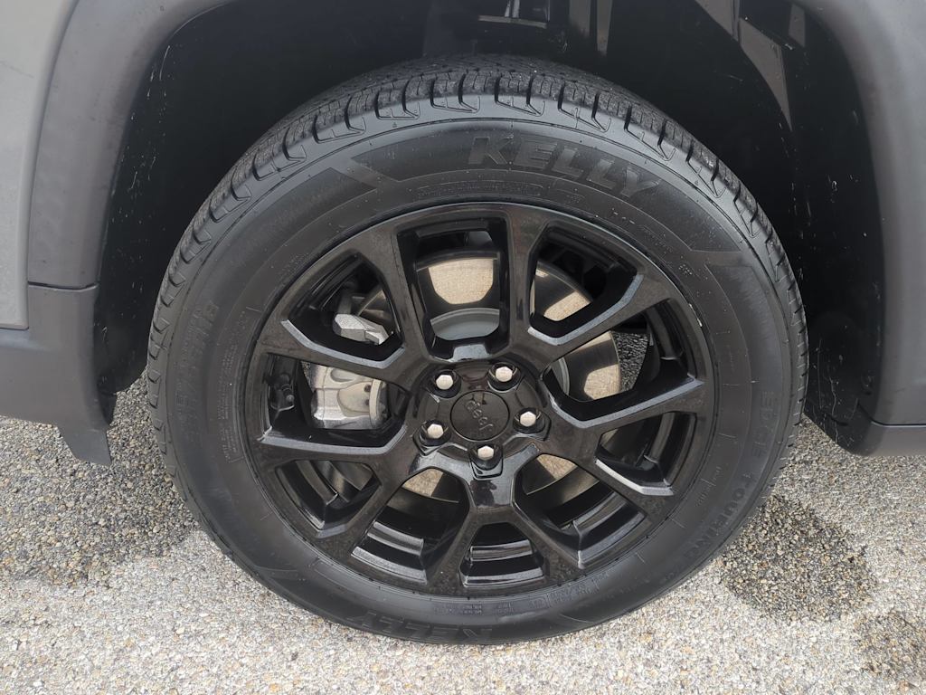 Thumbnail: 2023 Jeep Compass - 8