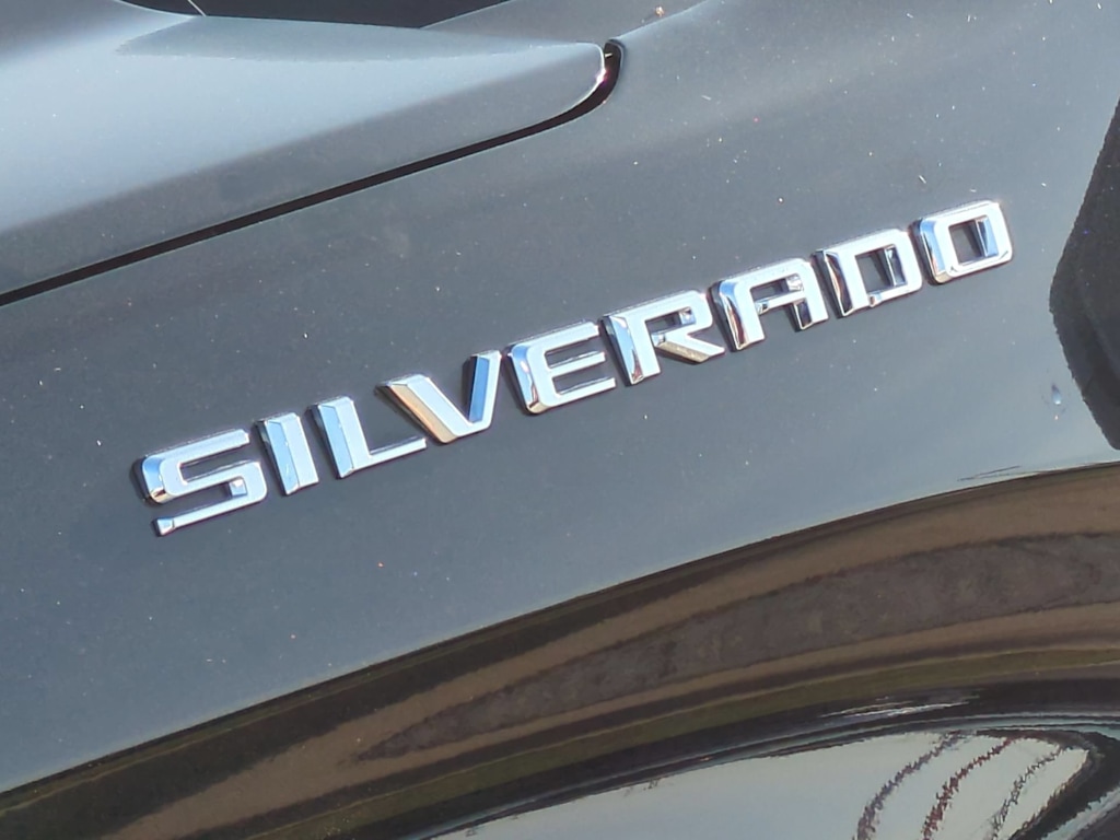 Thumbnail: 2023 Chevrolet Silverado 1500 - 33