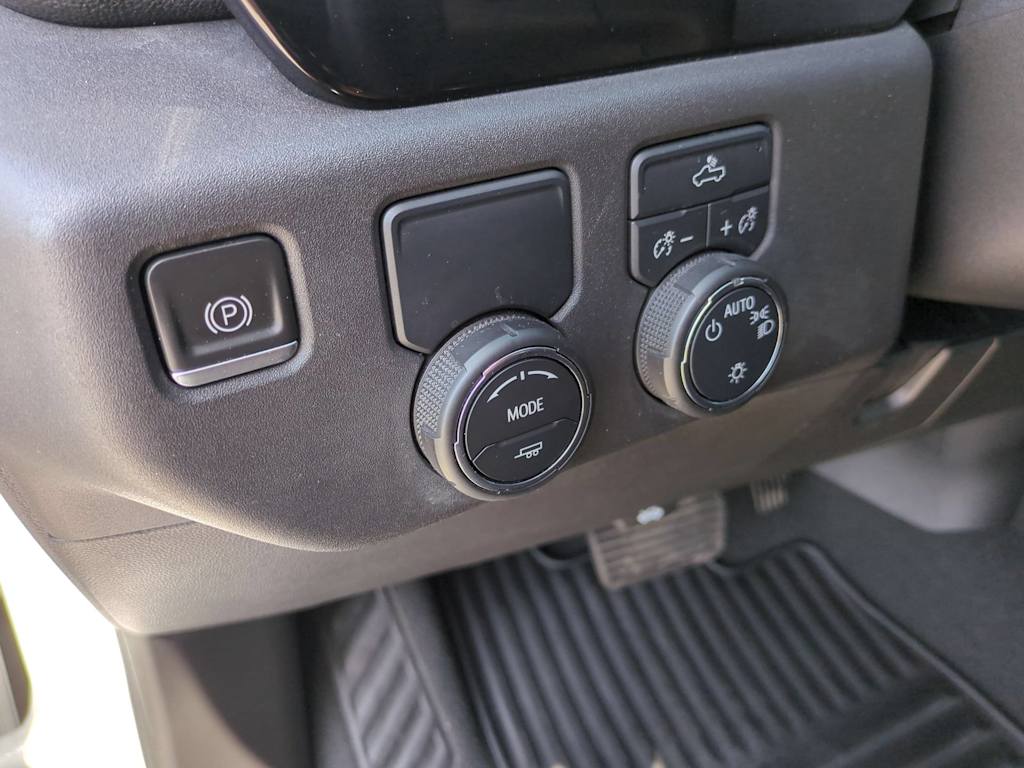 Thumbnail: 2023 Chevrolet Silverado 1500 - 35