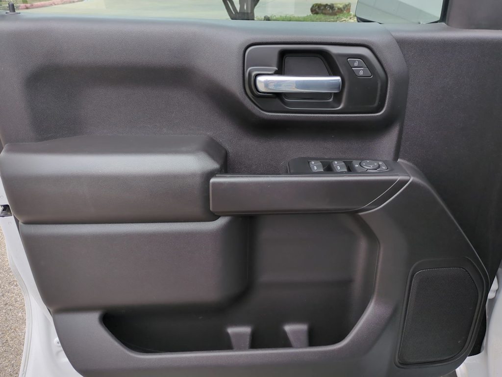 2022 Chevrolet Silverado 1500 Custom 28