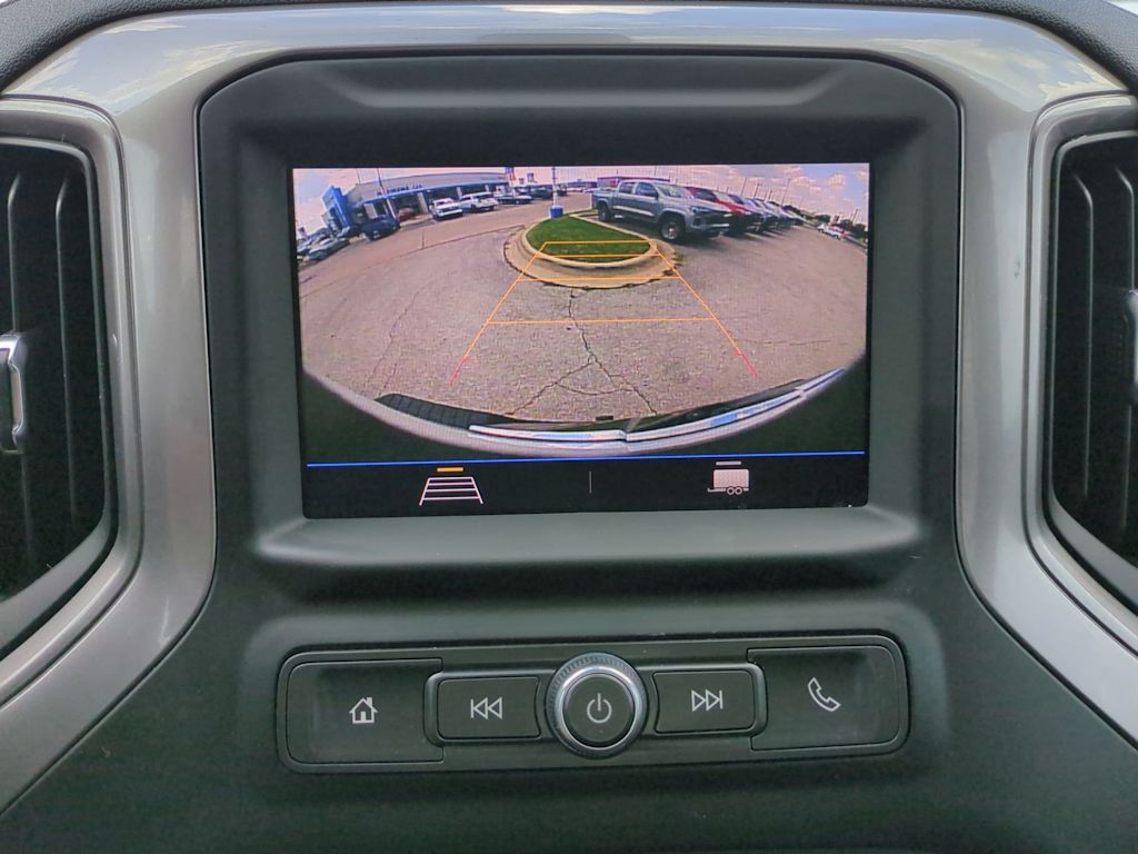 Thumbnail: 2022 Chevrolet Silverado 1500 - 24