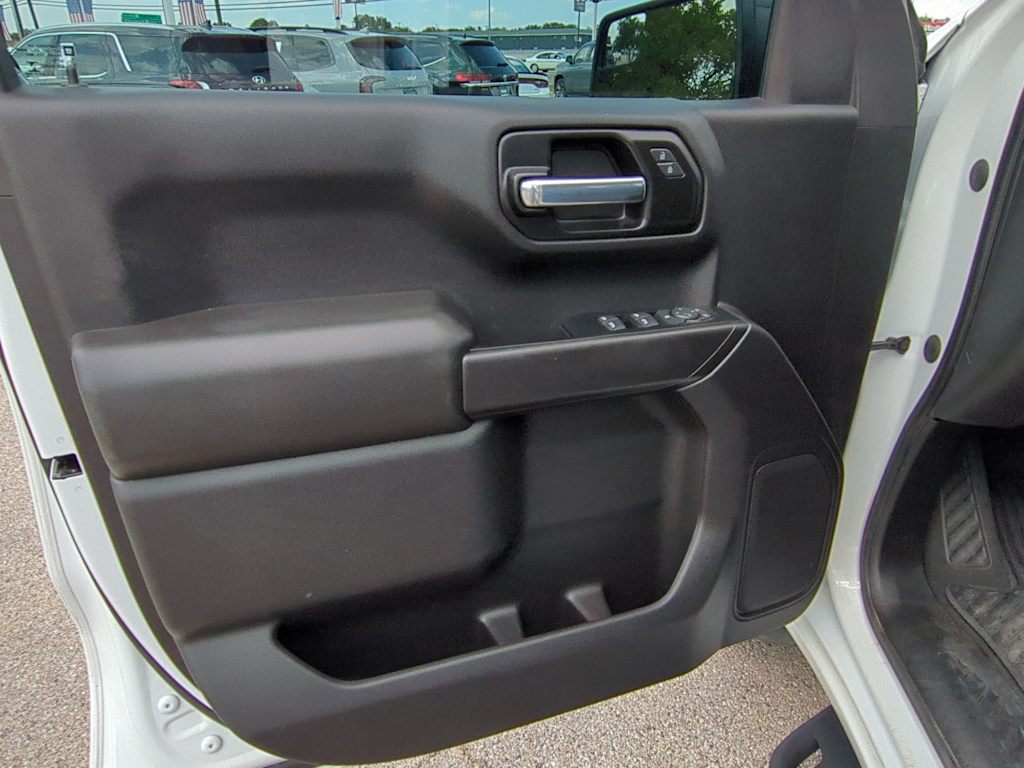 Thumbnail: 2022 Chevrolet Silverado 1500 - 29