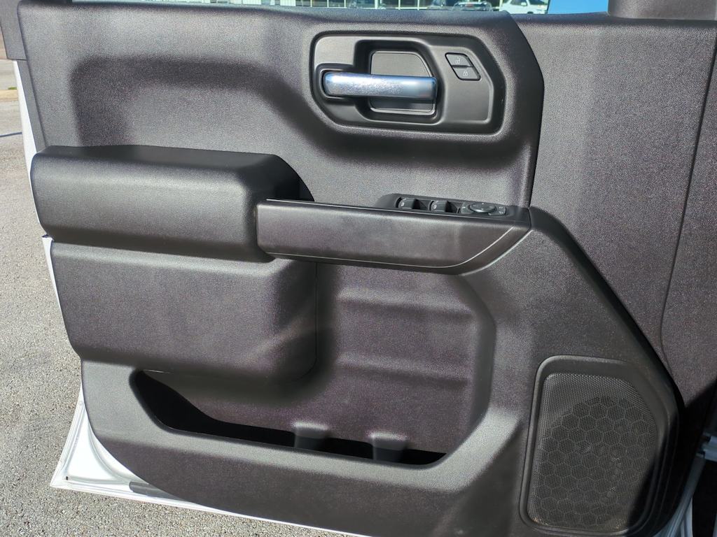 Thumbnail: 2021 Chevrolet Silverado 1500 - 28