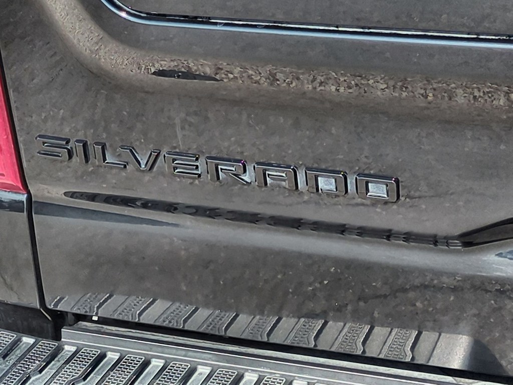 Thumbnail: 2021 Chevrolet Silverado 1500 - 33