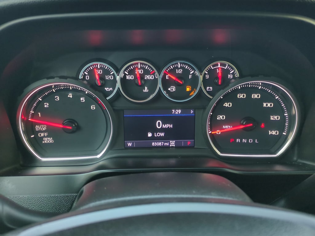 Thumbnail: 2021 Chevrolet Silverado 1500 - 14