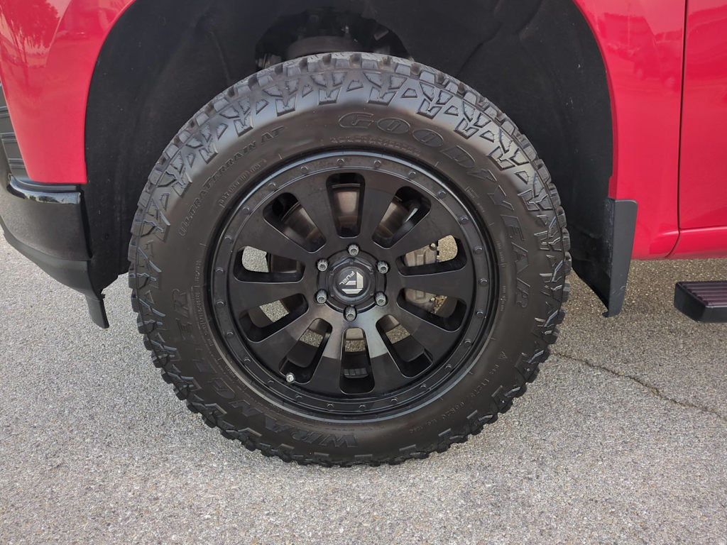 Thumbnail: 2021 Chevrolet Silverado 1500 - 8