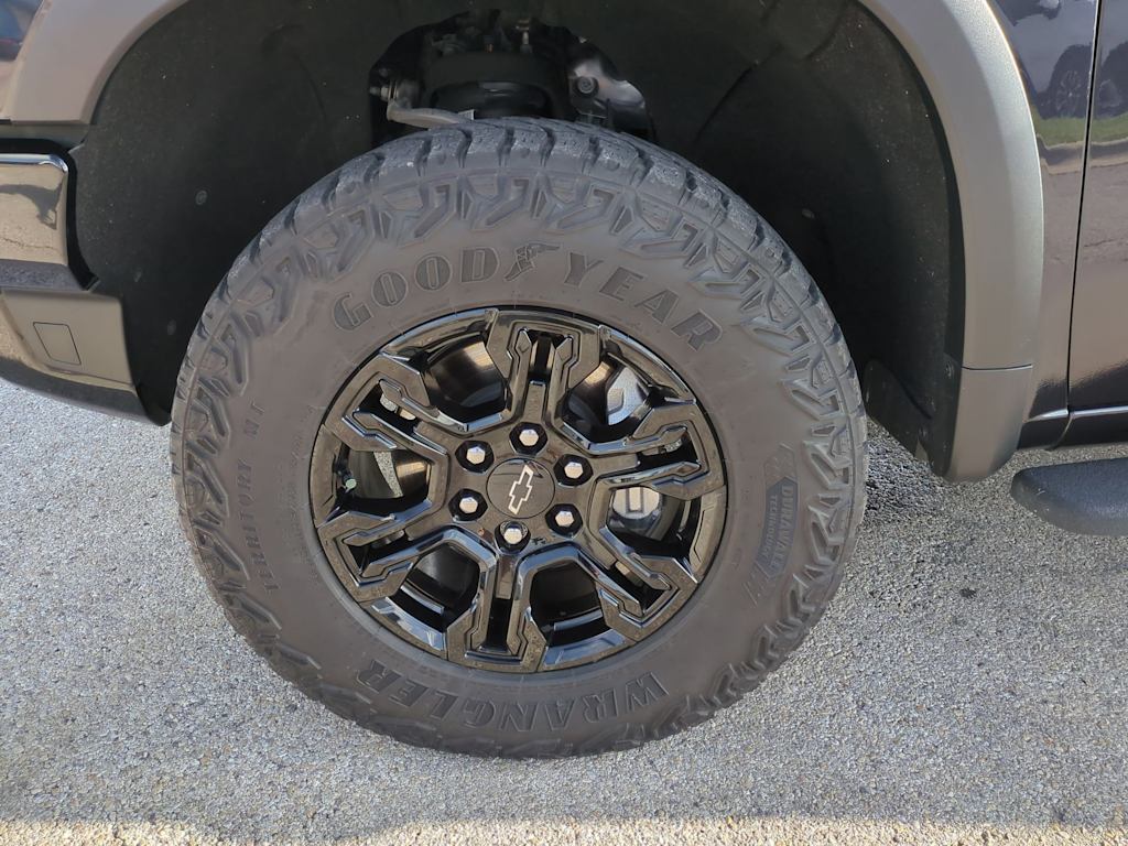 Thumbnail: 2023 Chevrolet Silverado 1500 - 8
