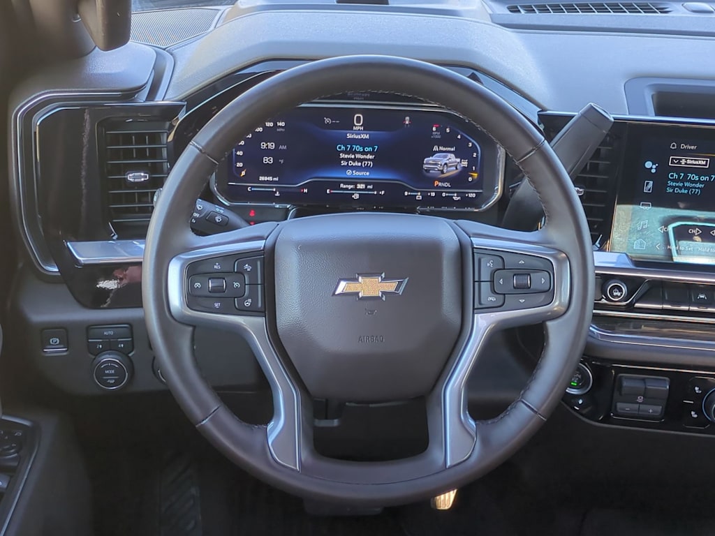 Thumbnail: 2025 Chevrolet Silverado 1500 - 10