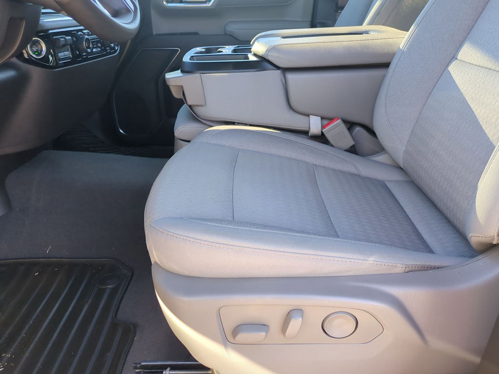 Thumbnail: 2025 Chevrolet Silverado 1500 - 29