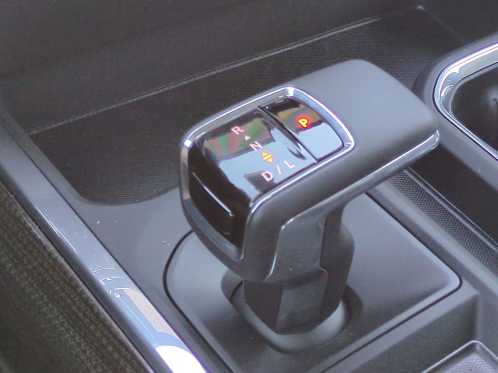 Thumbnail: 2025 Chevrolet Silverado 1500 - 7