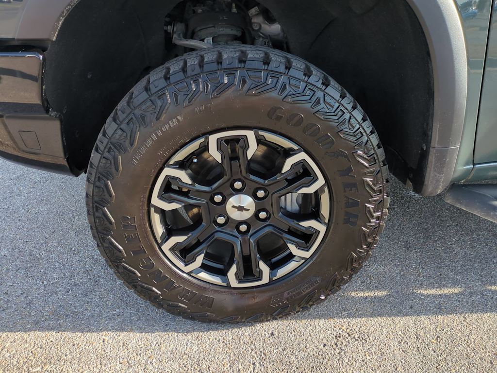 Thumbnail: 2026 Chevrolet Silverado 1500 - 8