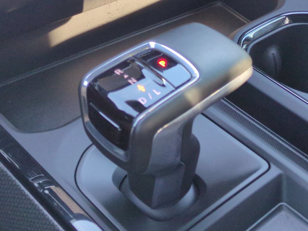 Thumbnail: 2026 Chevrolet Silverado 1500 - 25