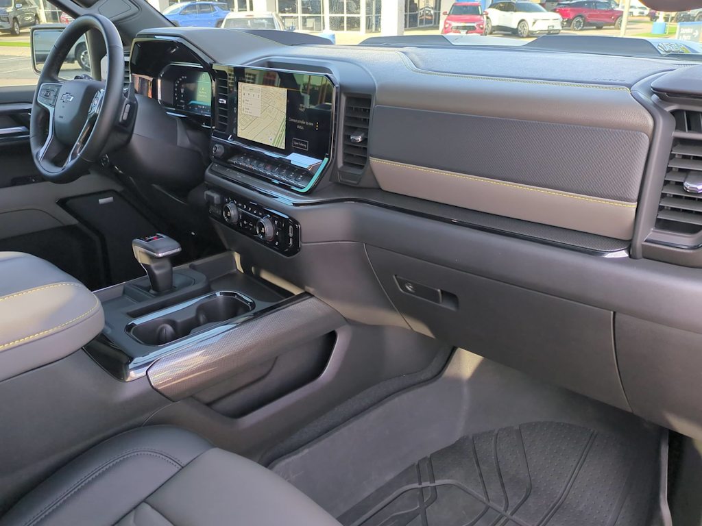 Thumbnail: 2026 Chevrolet Silverado 1500 - 14