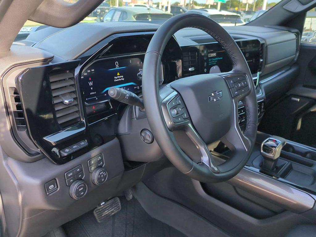 Thumbnail: 2026 Chevrolet Silverado 1500 - 2