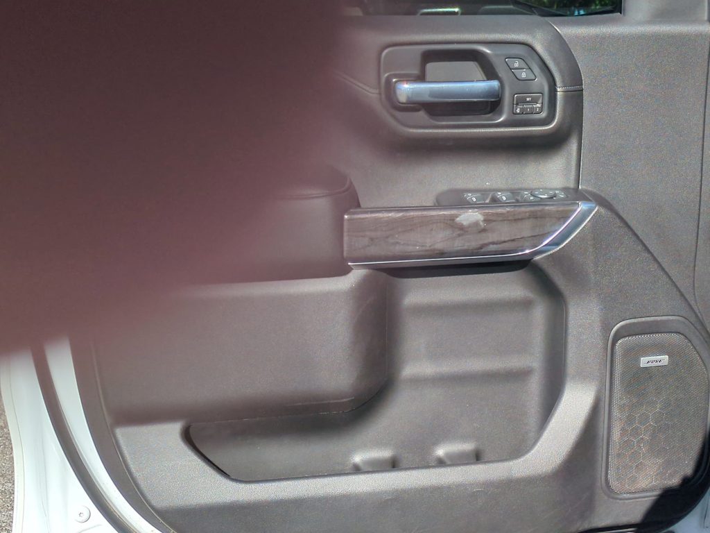 Thumbnail: 2020 Chevrolet Silverado 1500 - 30