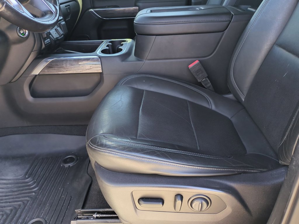 Thumbnail: 2020 Chevrolet Silverado 1500 - 28