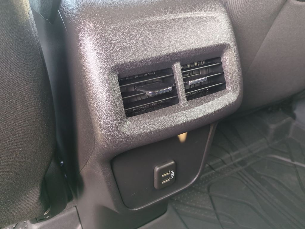 Thumbnail: 2023 Chevrolet Equinox - 30