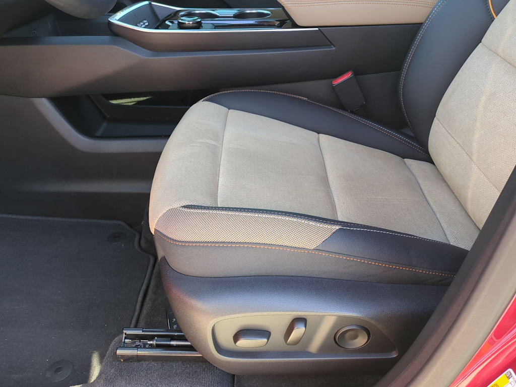 Thumbnail: 2025 Chevrolet Equinox - 28