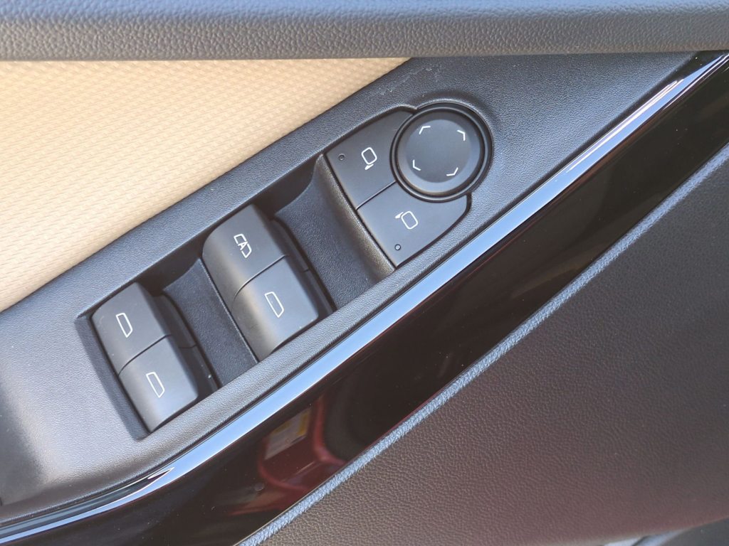 Thumbnail: 2025 Chevrolet Equinox - 31