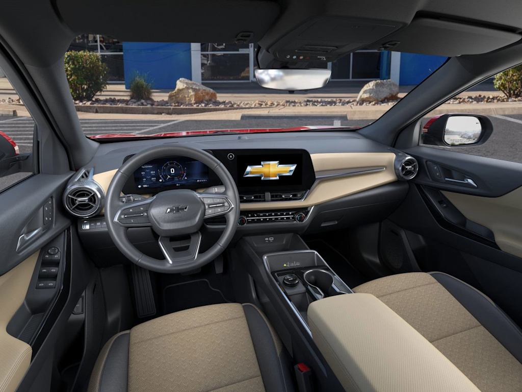 2025 Chevrolet Equinox ACTIV 2