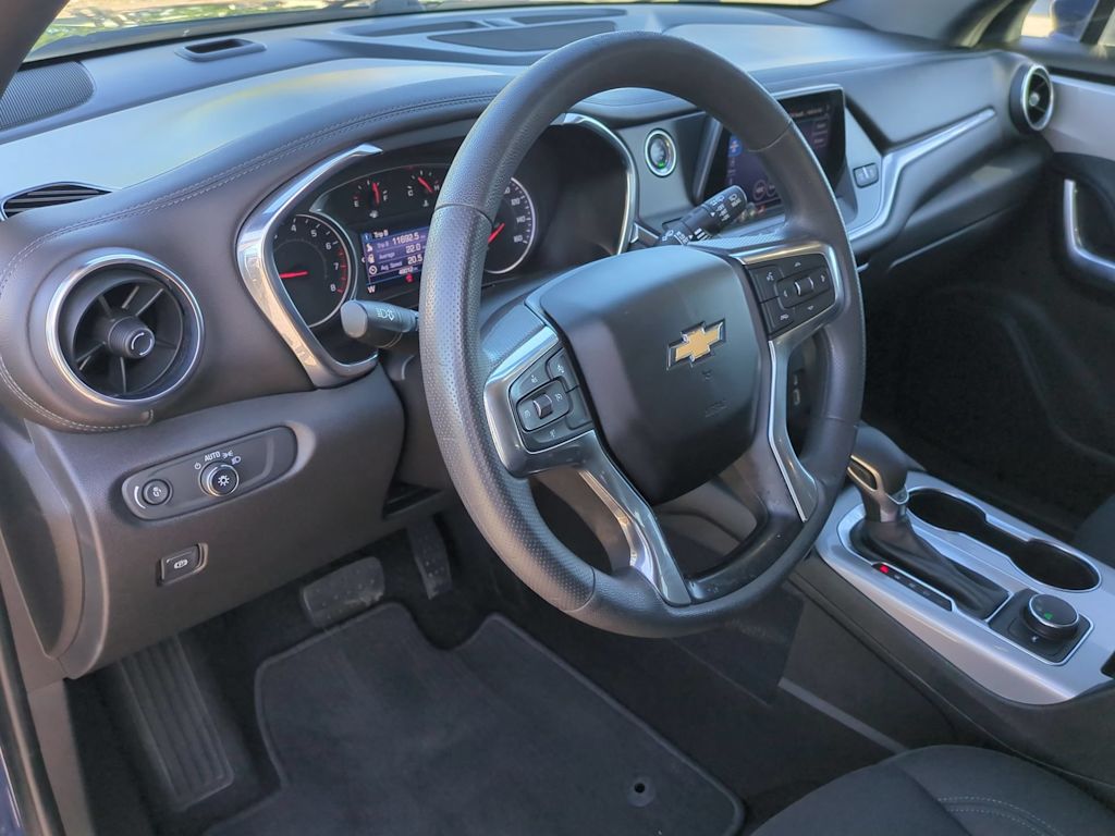Thumbnail: 2022 Chevrolet Blazer - 2