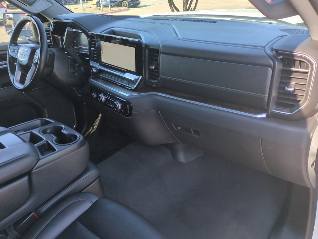 Thumbnail: 2024 GMC Sierra 1500 - 33