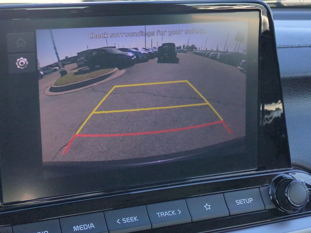 Thumbnail: 2023 Kia Forte - 24