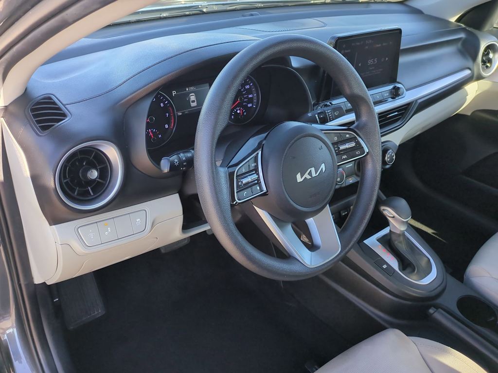 Thumbnail: 2023 Kia Forte - 2