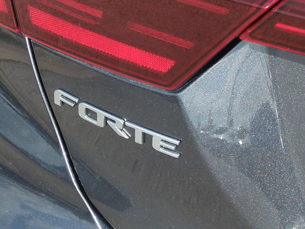 Thumbnail: 2024 Kia Forte - 33