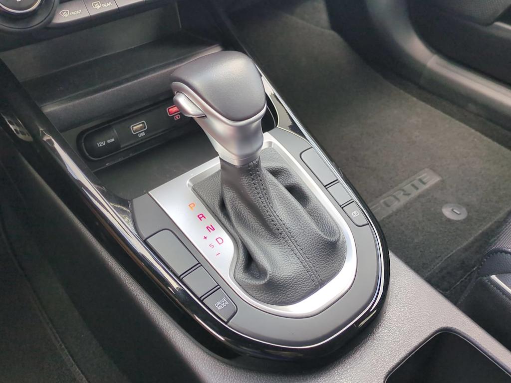 Thumbnail: 2024 Kia Forte - 15