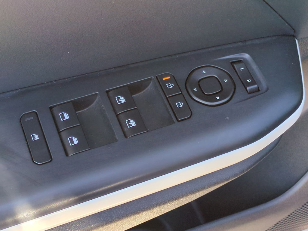 Thumbnail: 2025 Kia K4 - 31