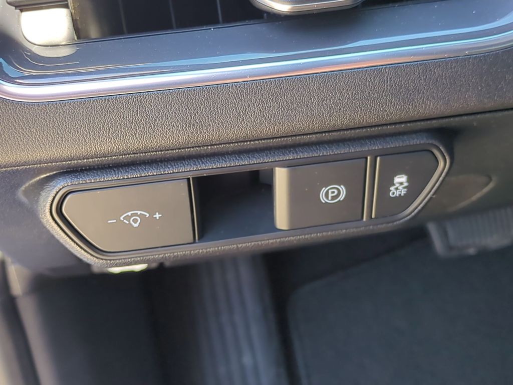 Thumbnail: 2025 Kia K4 - 36