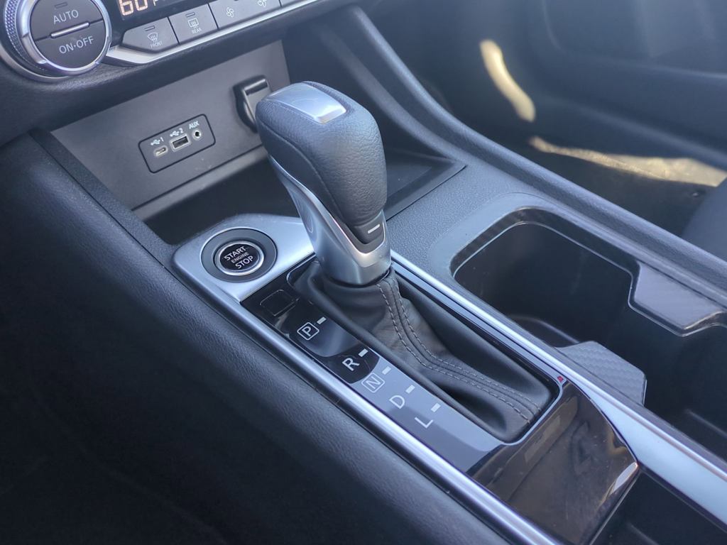 2023 Nissan Sentra SV 16