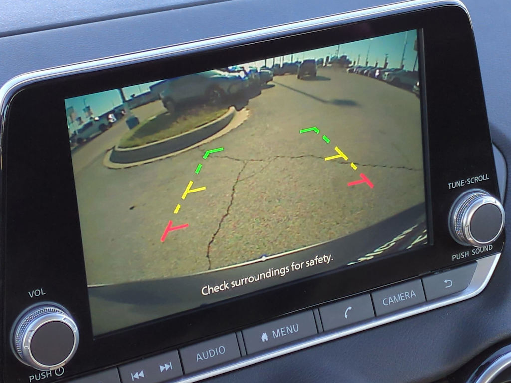 Thumbnail: 2024 Nissan Sentra - 25